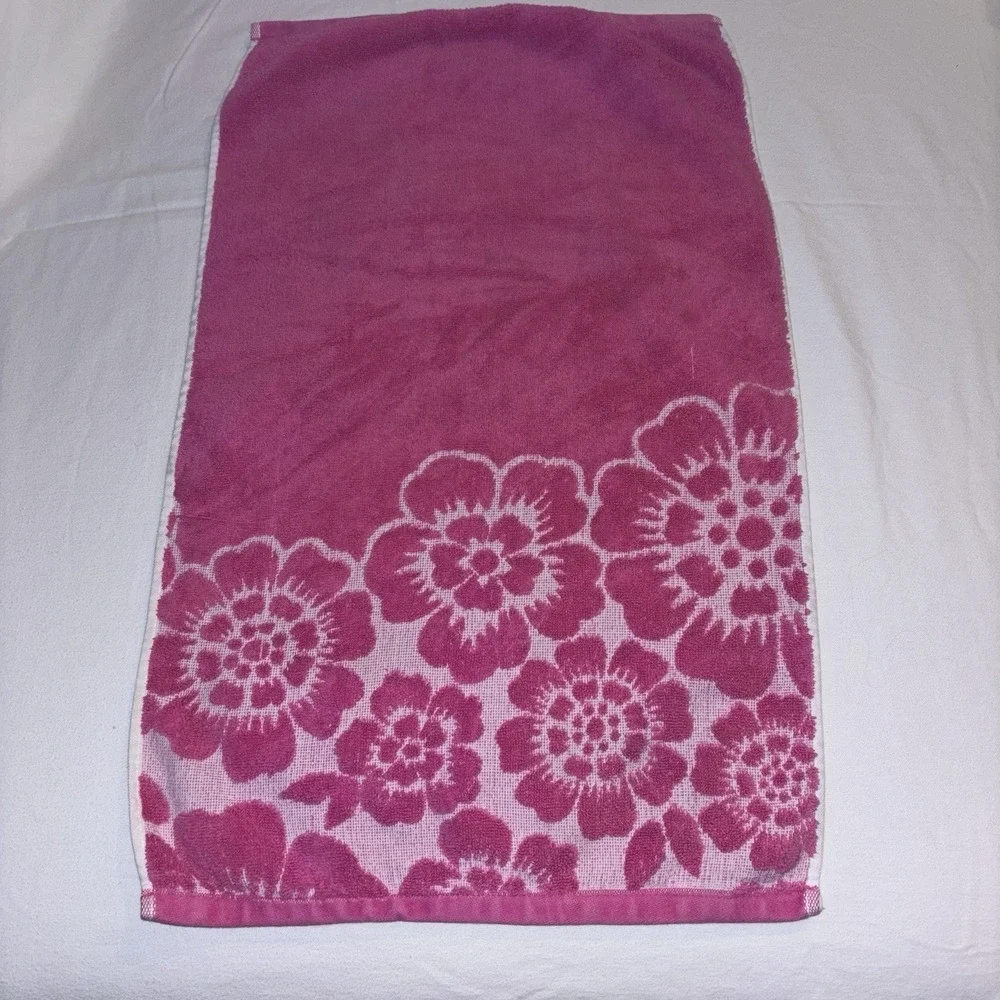 Vintage Pink Floral Hand Towel Retro Flower Pattern 16